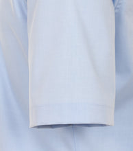 Laden Sie das Bild in den Galerie-Viewer, Kurzarmhemd - Modern Fit - Hellblau