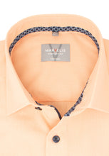 Laden Sie das Bild in den Galerie-Viewer, Businesshemd - Comfort Fit - Langarm - Einfarbig - Mango